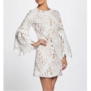 NWT DRESS the POPULATION White Nude Dylan Bell Sleeve Crochet Leaf Size XL
